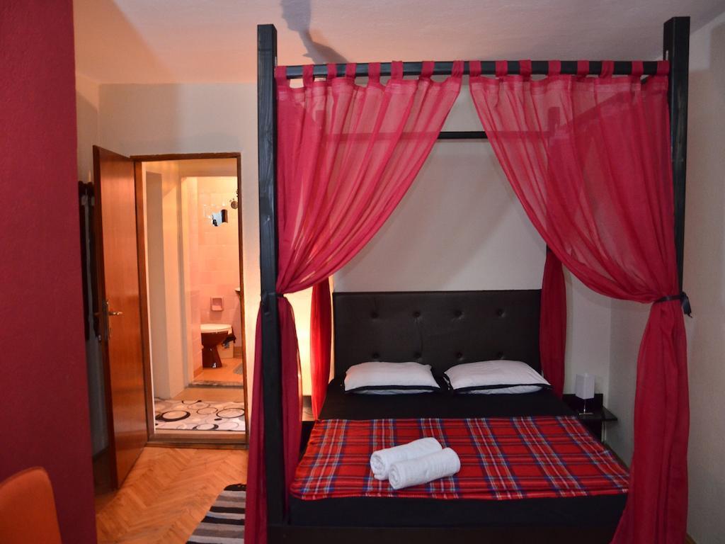 Hostel Kalonis سكوبجي المظهر الخارجي الصورة